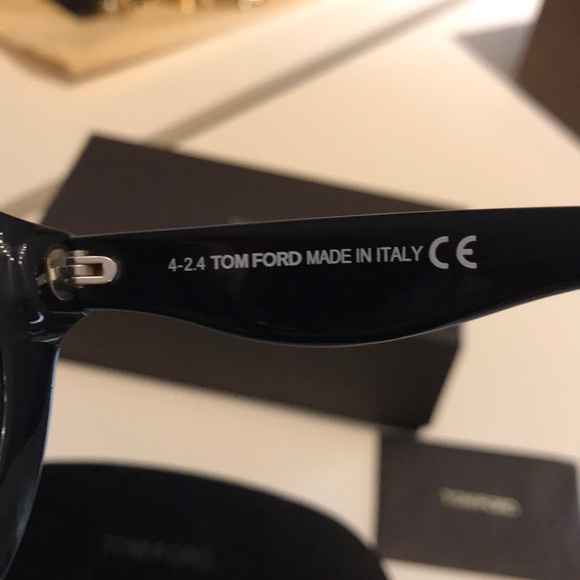 COPY - Tom ford sunglasses ? perfect condition main image 4